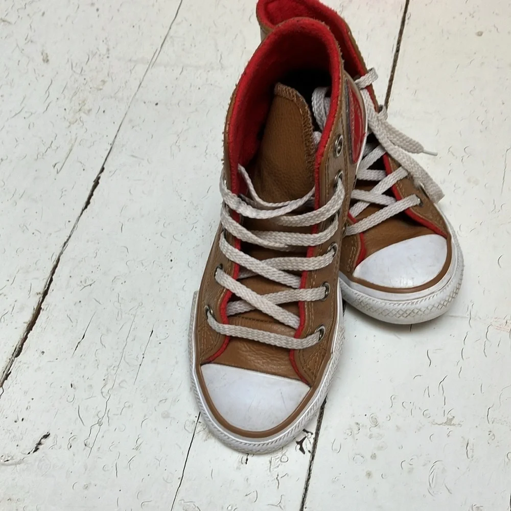 Converse All Star Chuck Taylor Childs Unisex Sz 11 High Top Brown & Red Sneakers